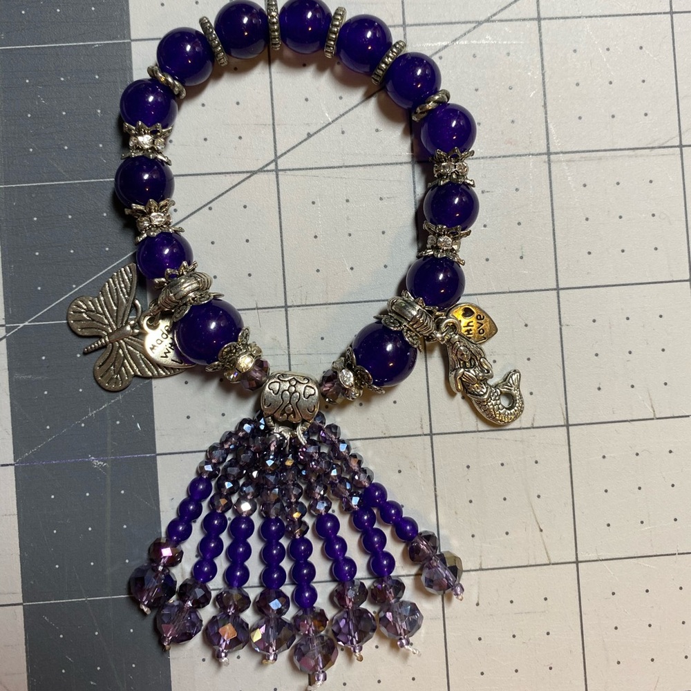 Amethyst stretch bracelet NWOT